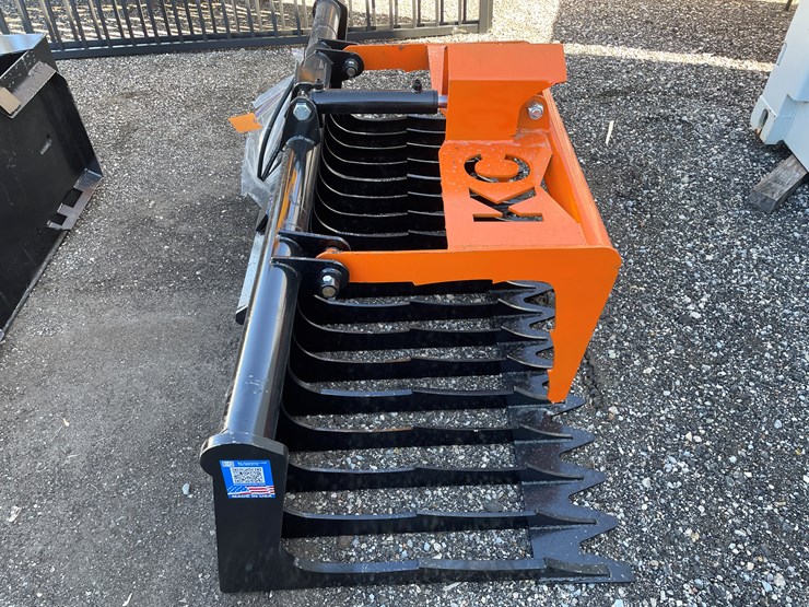 #3027-•-76"-skid-steer-skeleton-grapple-image-3