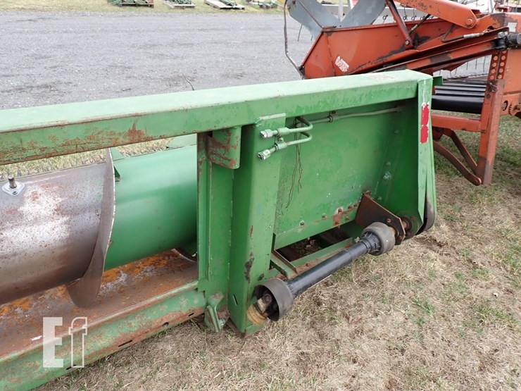 john-deere-212-image-4