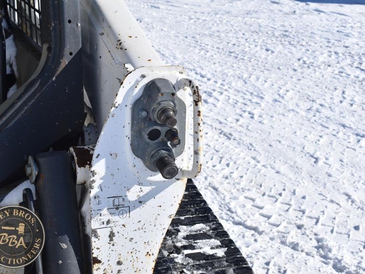 2016-bobcat-t650-image-23