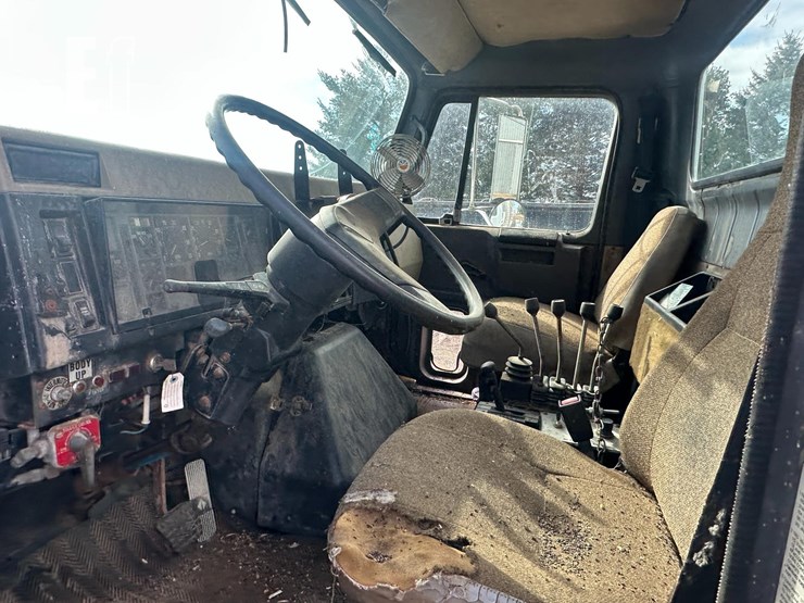 international-10-image-10