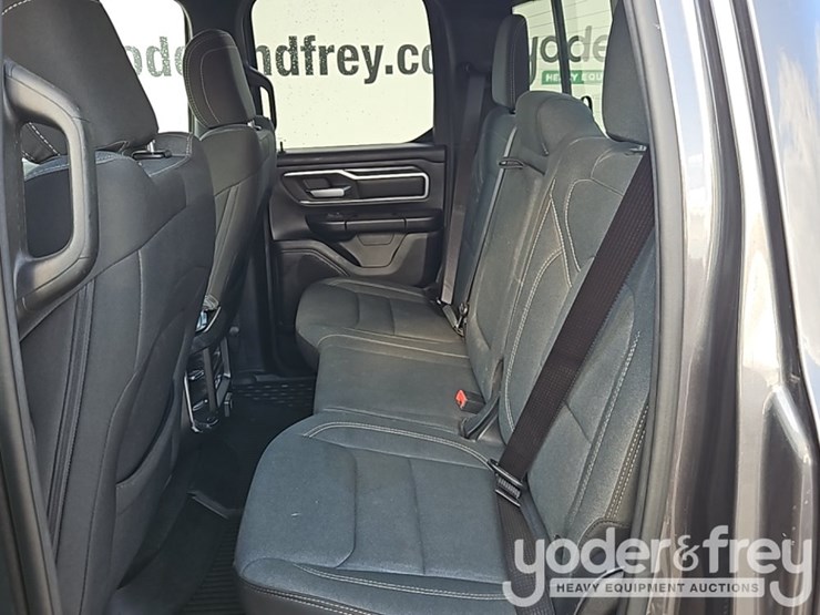 2021-dodge-ram-1500-image-18