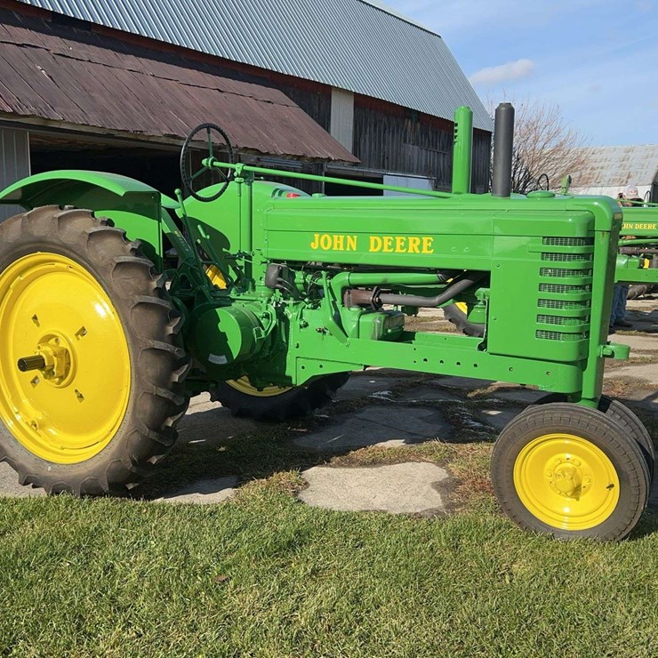 JOHN DEERE MODEL B