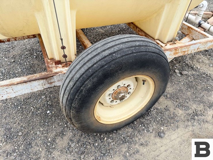 chemigation-trailer-w/-custom-applicator-image-19