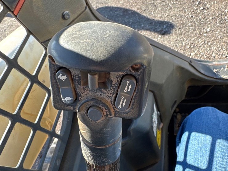 2022-bobcat-t66-image-17