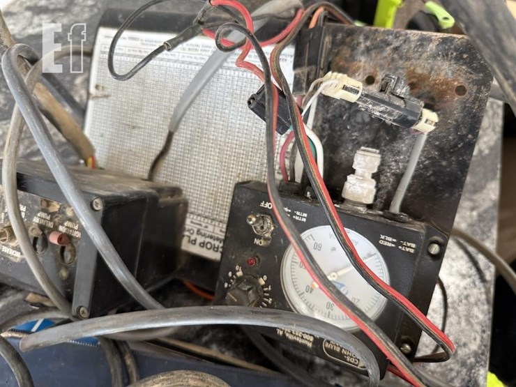 2000-kinze-2000-image-16