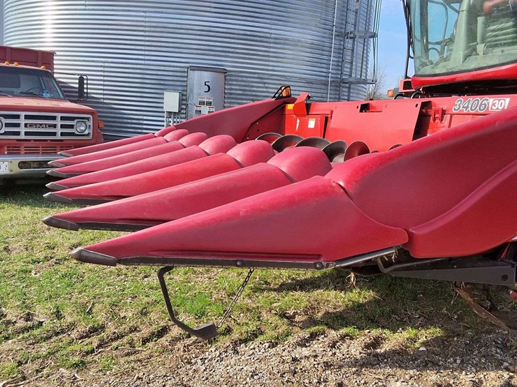 2014-case-ih-5130-image-28