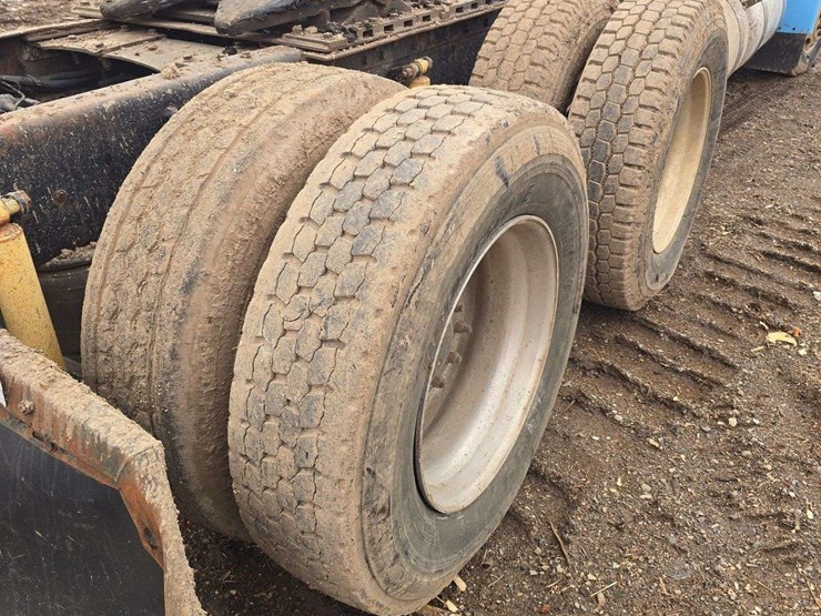 2005-peterbilt-378-image-20