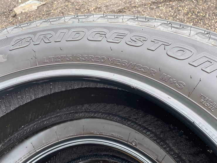 #3102-•-(4)-bridgestone-dueler-truck-tires-image-3