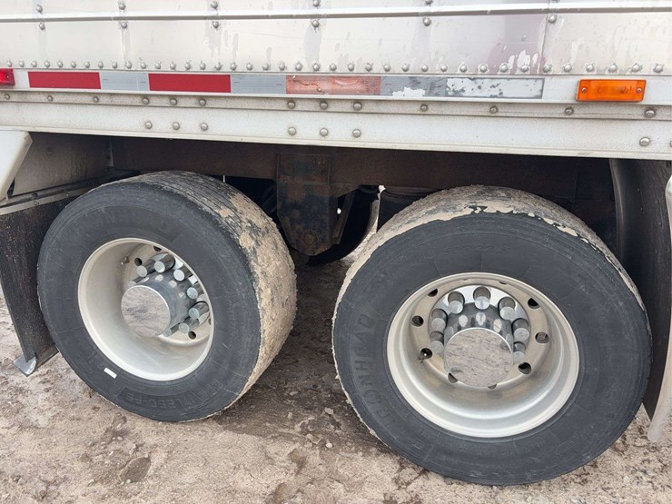 2009-wilson-hopper-bottom-image-5