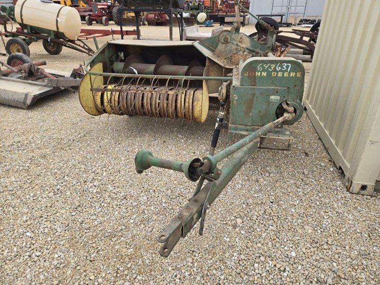 john-deere-24t-image-2