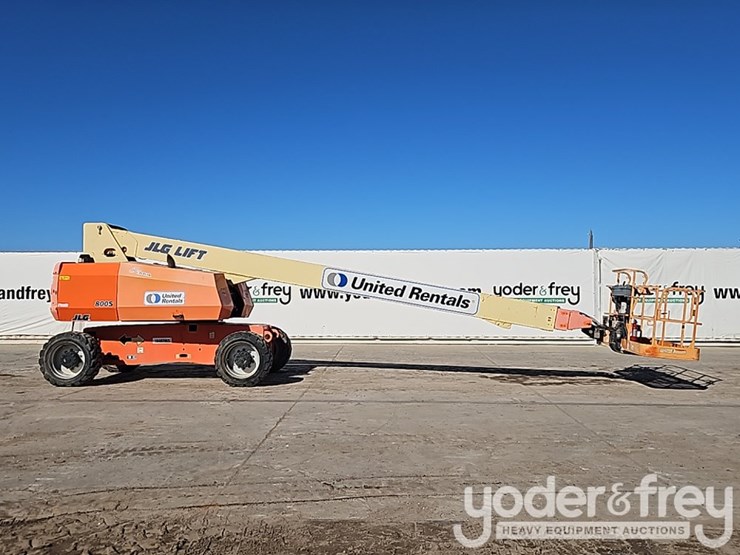 2016-jlg-800s-image-6