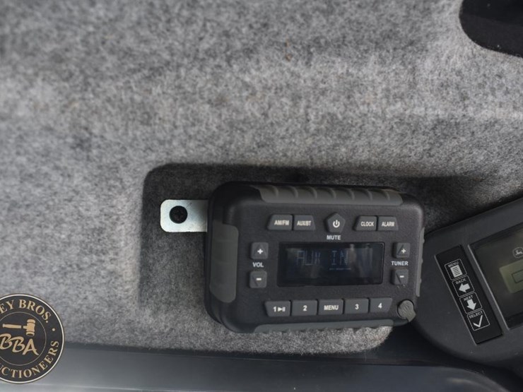 2023-deere-333g-image-48