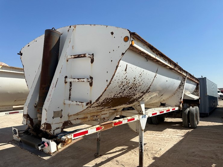 2014-axle-end-dump-image-1