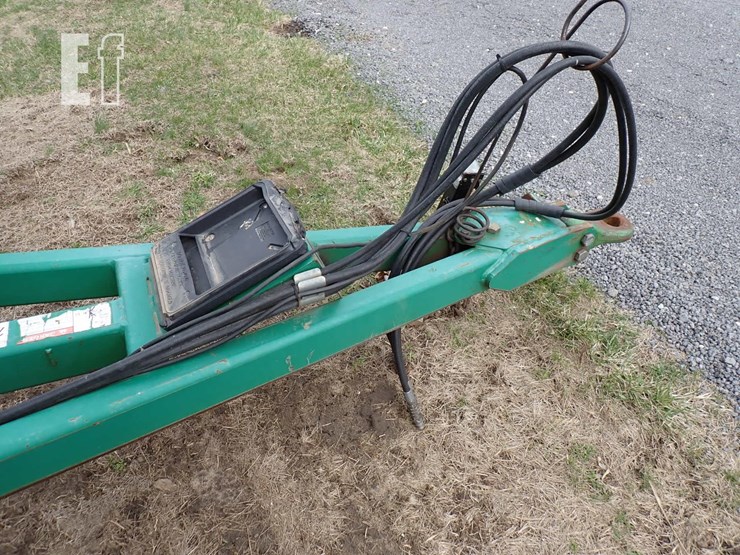 great-plains-4000tt-image-17