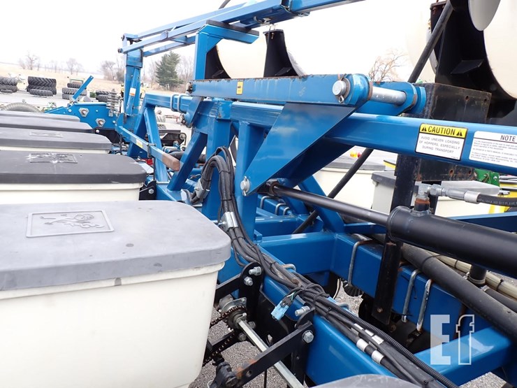 kinze-3600-image-8