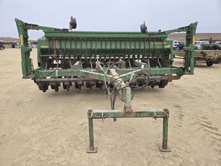 john-deere-1590-image-12