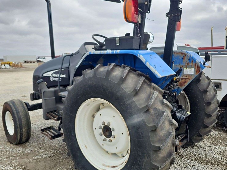 2003-ford-tractor-image-6