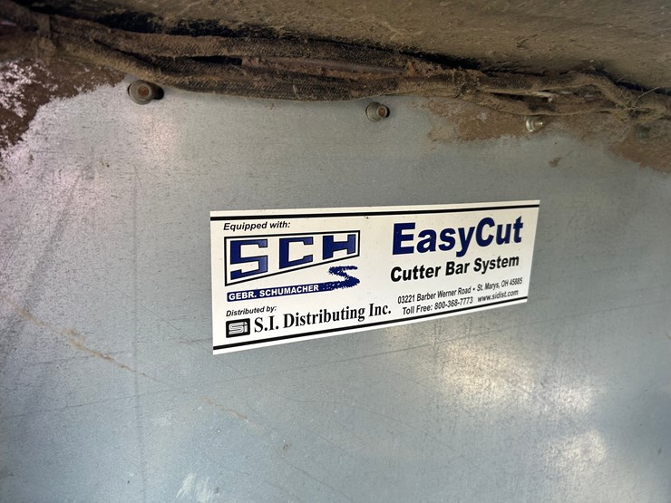 gleaner-15’-grain-table-image-2