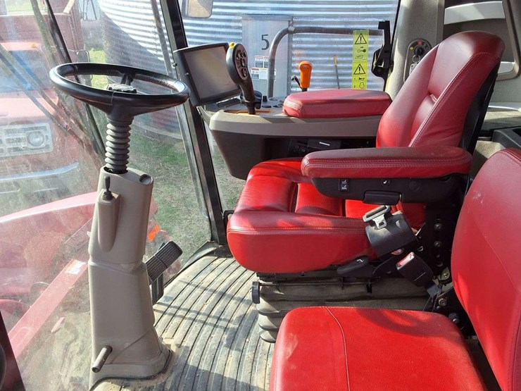 2014-case-ih-5130-image-15