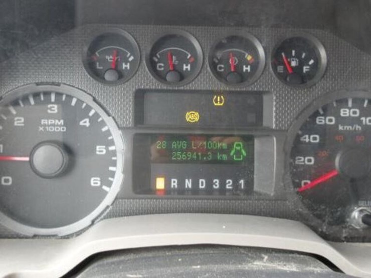 2010-ford-f250-xlt-image-19