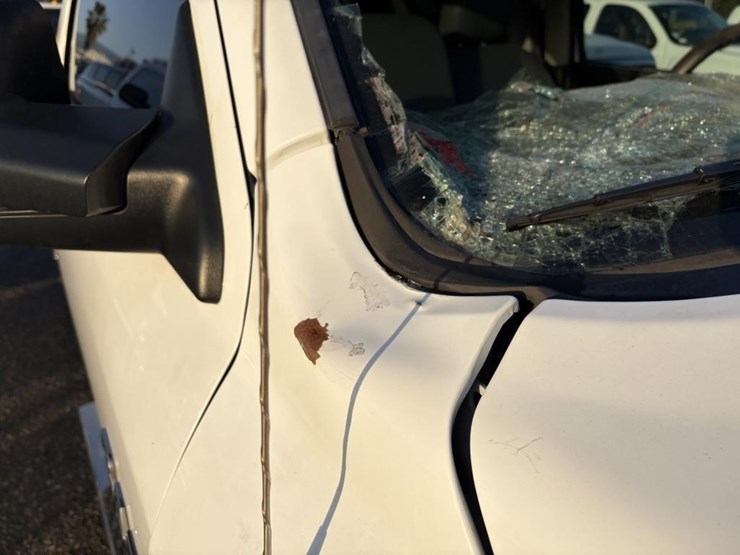 2016-dodge-2500-image-28