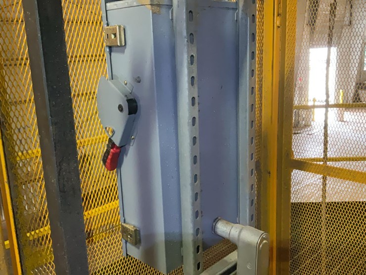 #218-•-salem-3-saw-board-edger-image-55