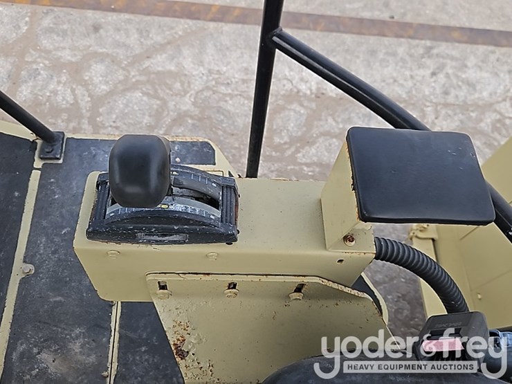 1998-ingersoll-rand-dd90hf-image-23