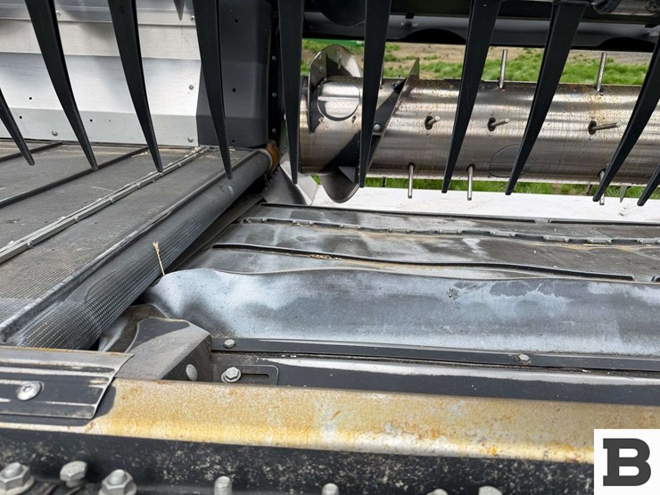 2023-mac-don-fd240-image-52