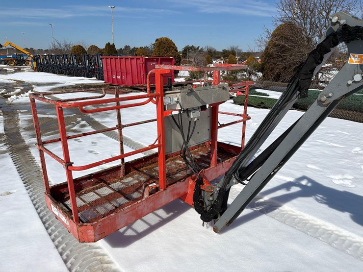 2016-skyjack-sj45t-image-13