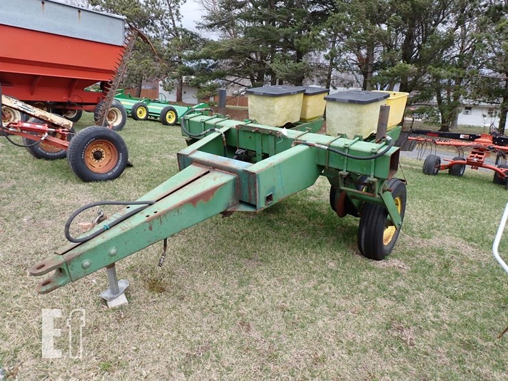 john-deere-7000-image-2