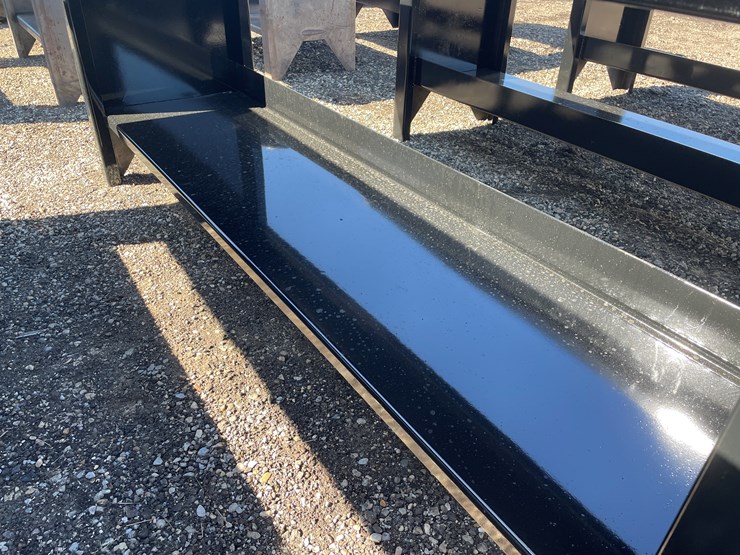 #3024-•-90"-kc-workbench-image-6