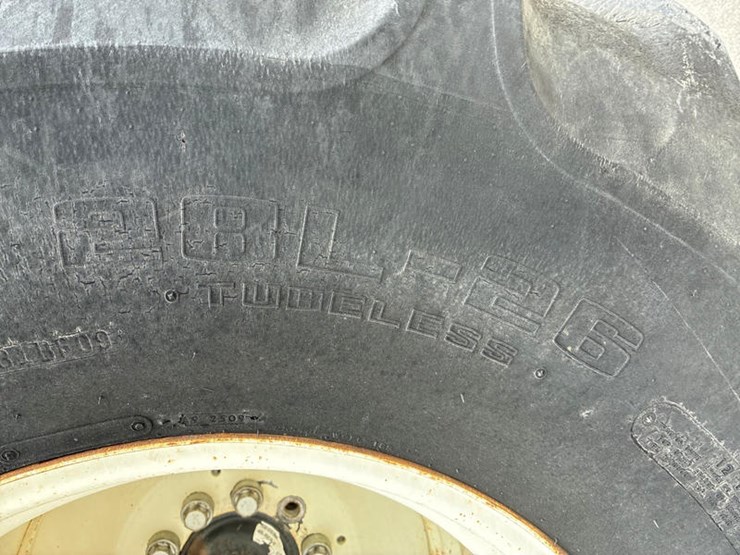 2009-new-holland-cr9060-image-42