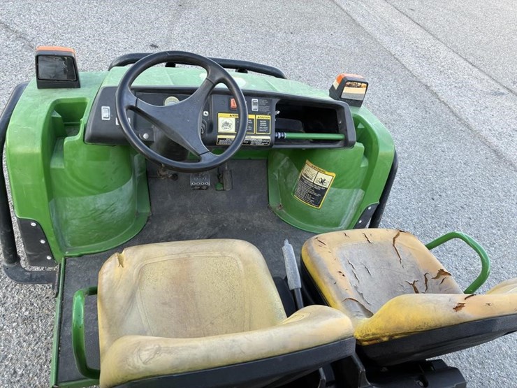 2013-john-deere-gator-image-8