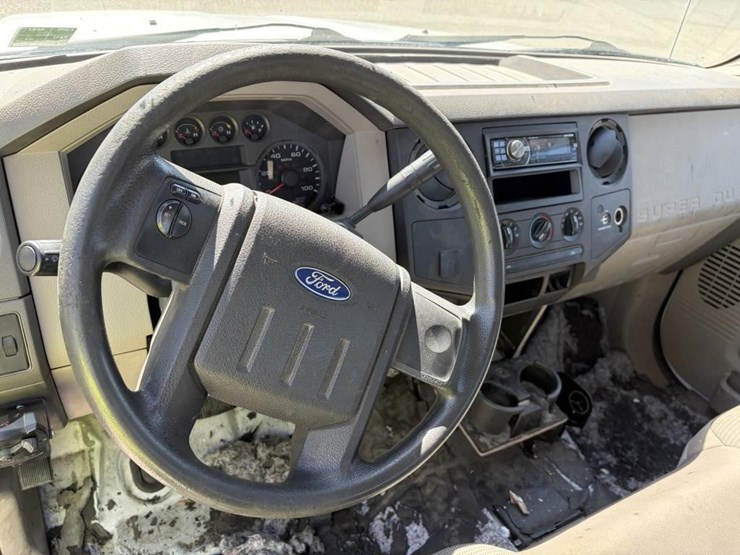 2008-ford-f250-image-13