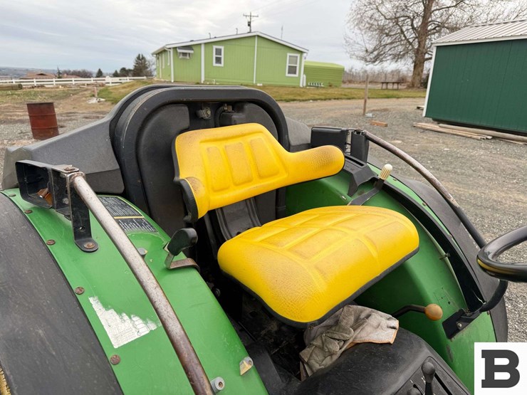 2003-john-deere-5320n-image-46