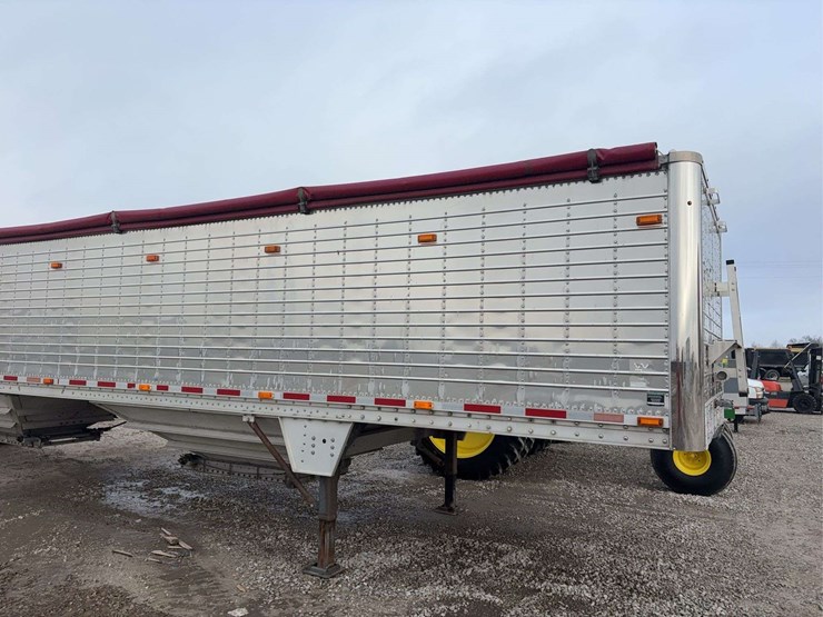 2009-wilson-hopper-bottom-image-3