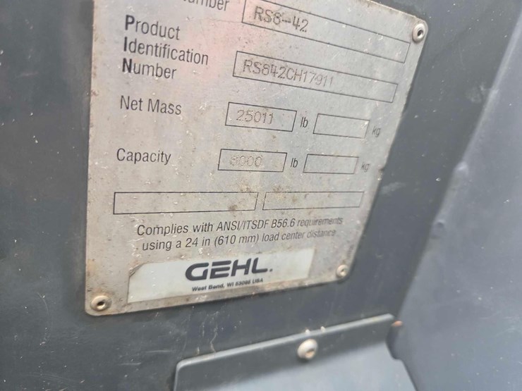 2016-gehl-rs8-42-image-8