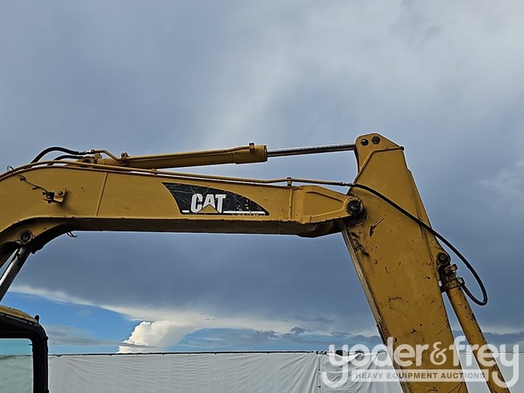 caterpillar-307c-image-15