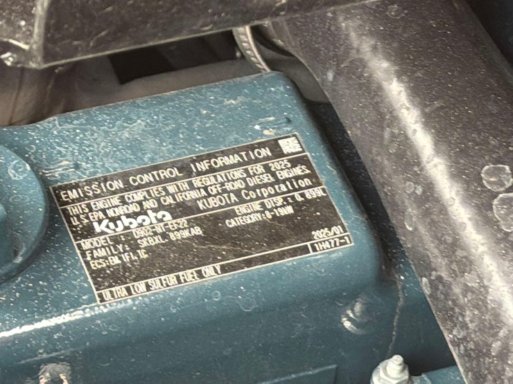 2026-kubota-scl1000-image-16