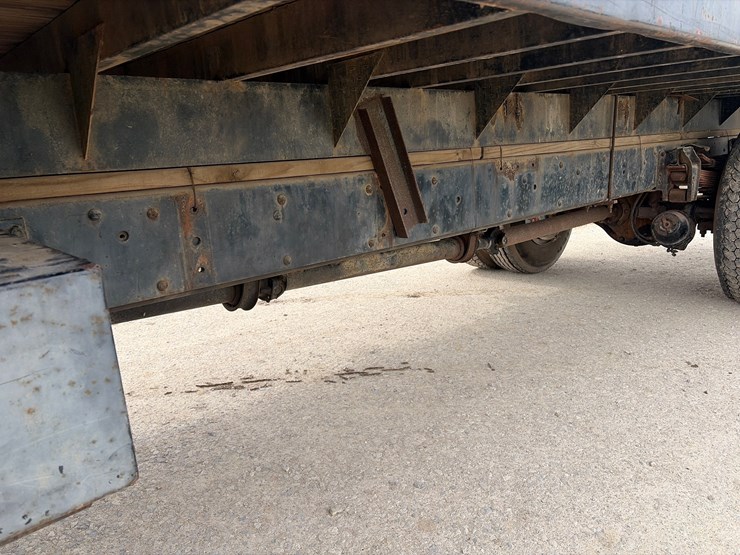 1987-chevrolet-c70-image-15