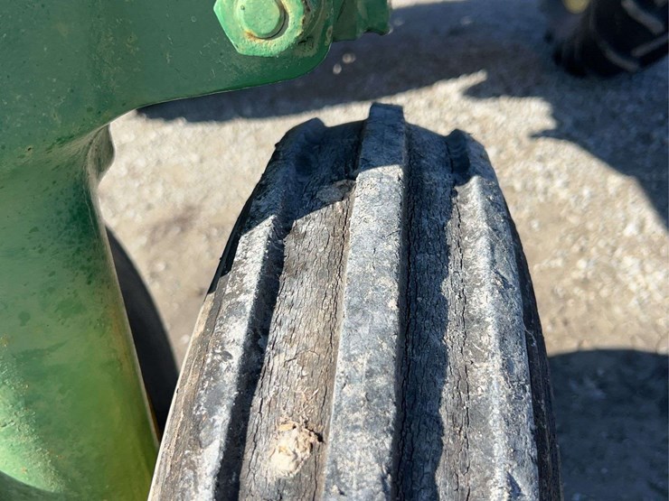 john-deere-a-image-17