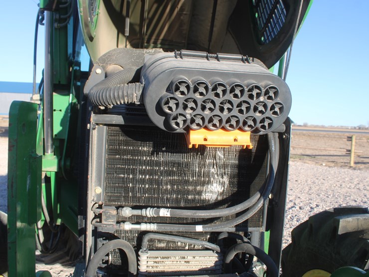2011-john-deere-6115d-image-77