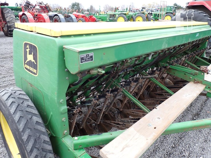 john-deere-8300-image-9