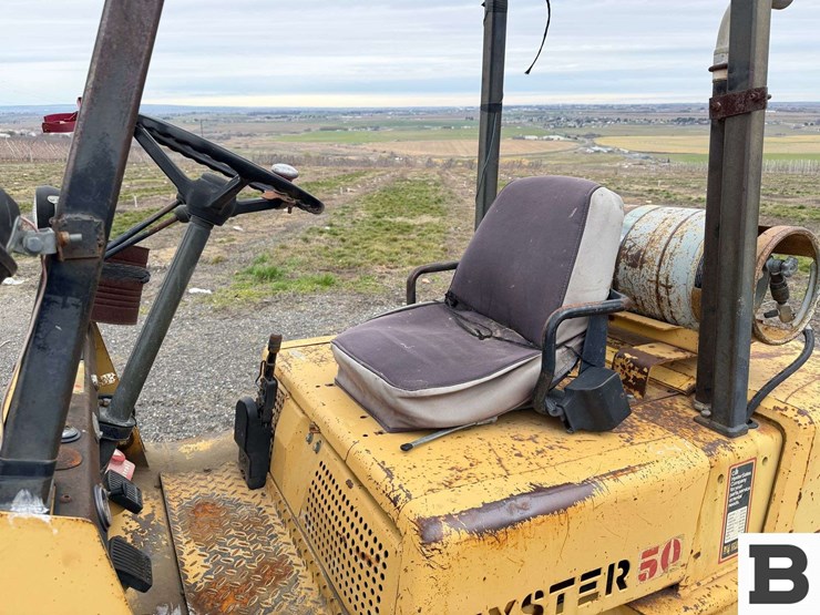 hyster-50-forklift-image-18