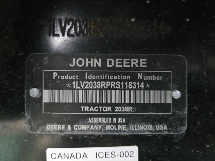 2025-john-deere-2038r-image-6