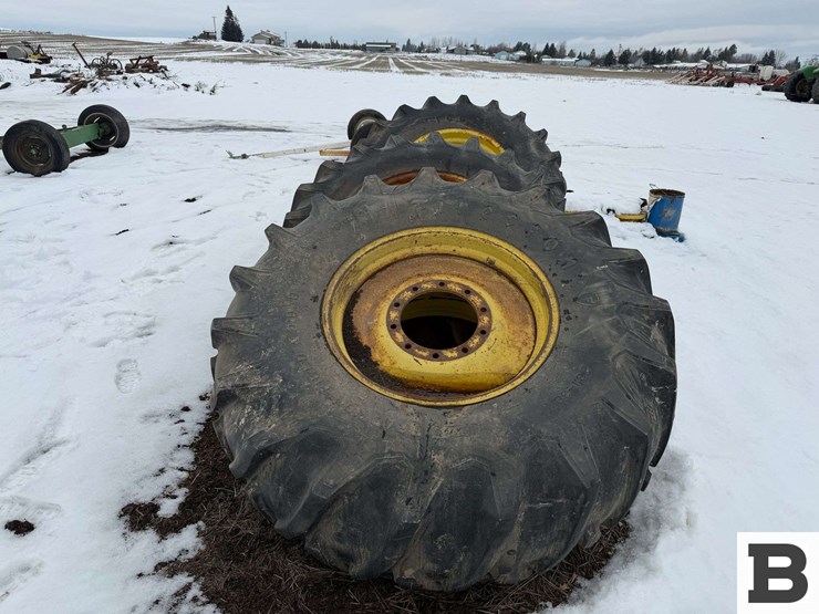 firestone-23.1-30-tires-&-rims---reardan,-wa-image-3