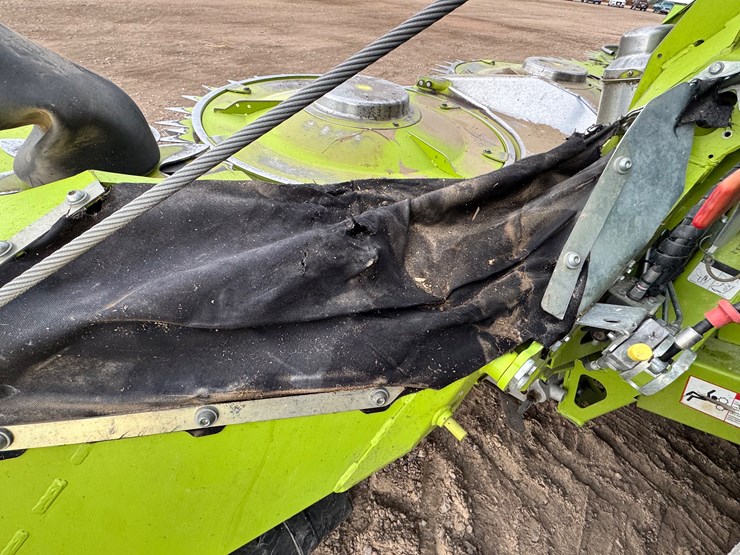 claas-orbis-750-image-33