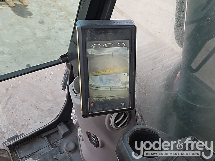 2020-volvo-ec200el-image-48