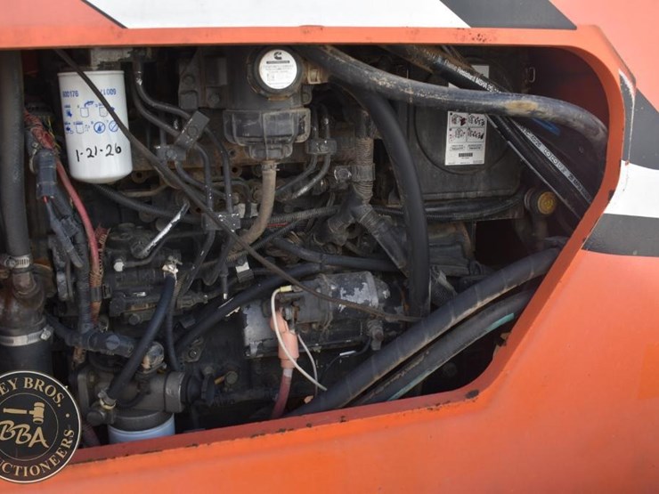 2015-sky-trak-8042-image-34