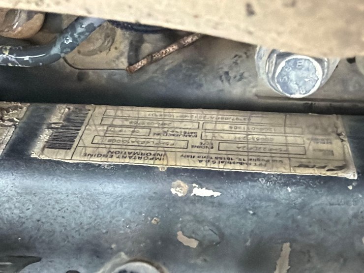 2019-new-holland-c237-image-17